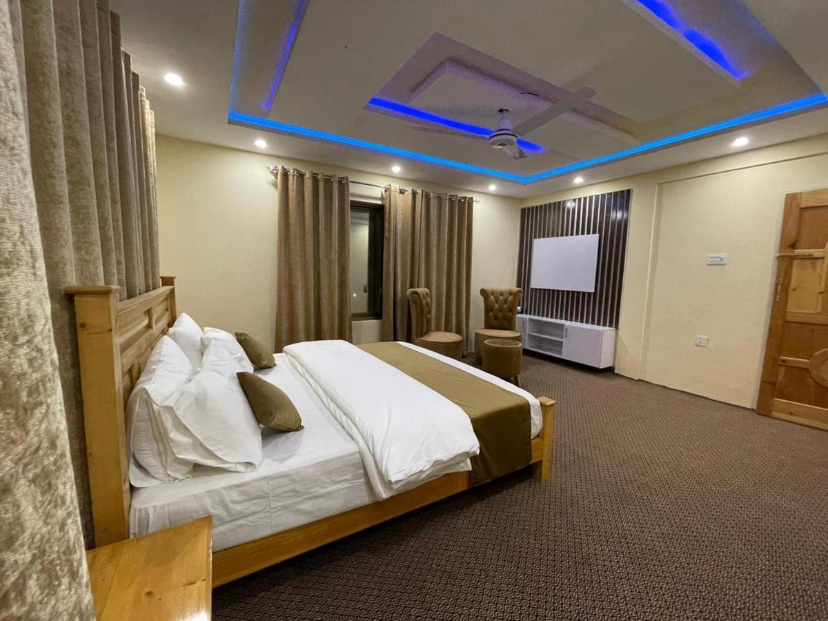 Skardu Saraye Hotel & Resort Exterior photo