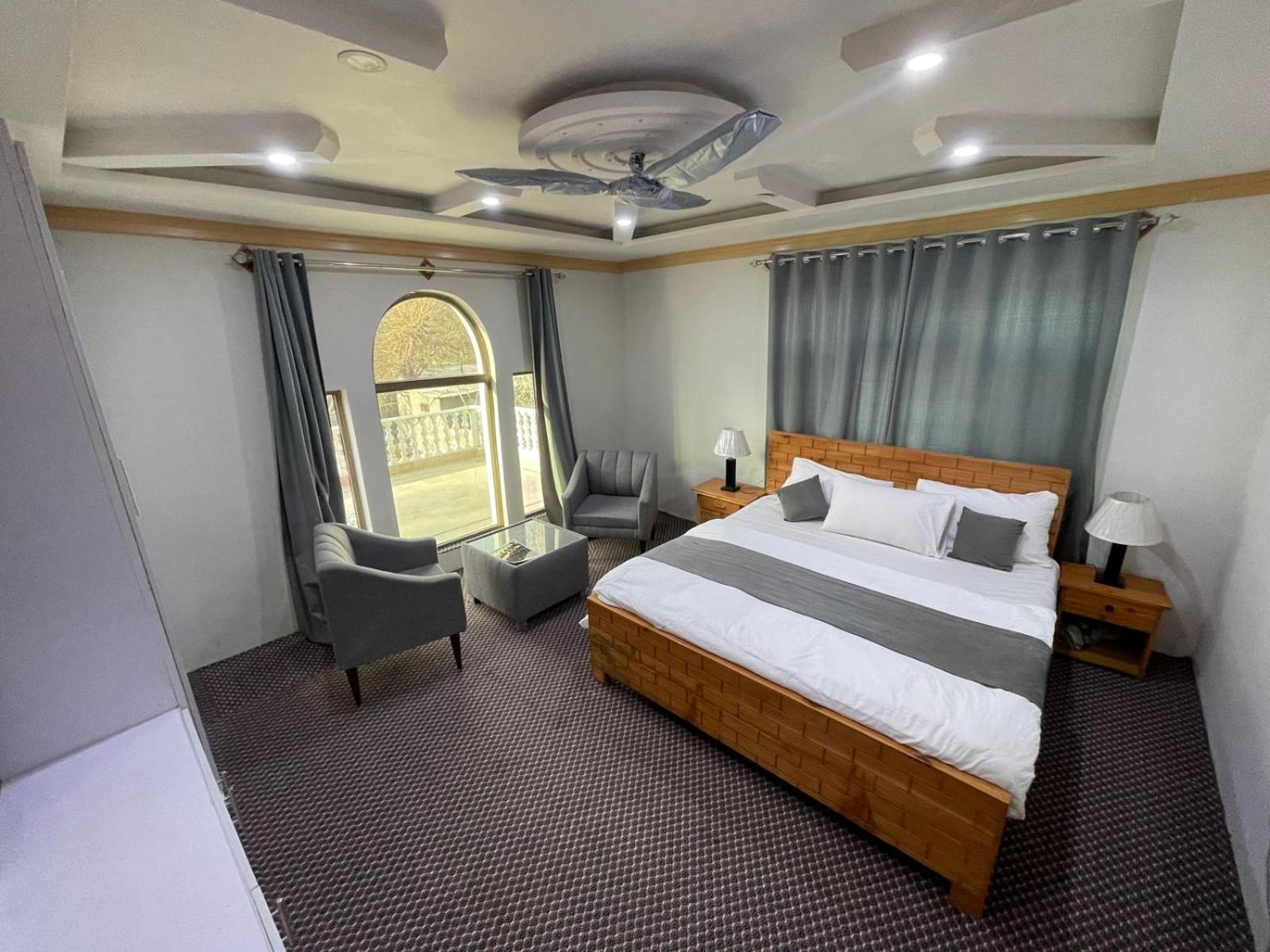 Skardu Saraye Hotel & Resort Exterior photo